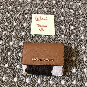 Authentic Small Michael Kors Wallet